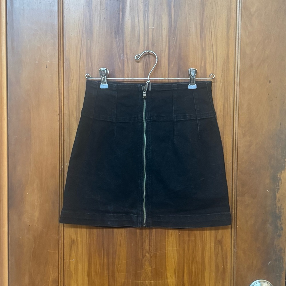 Free People Black Mini Pencil Skirt Denim silver zipper up the front (26)